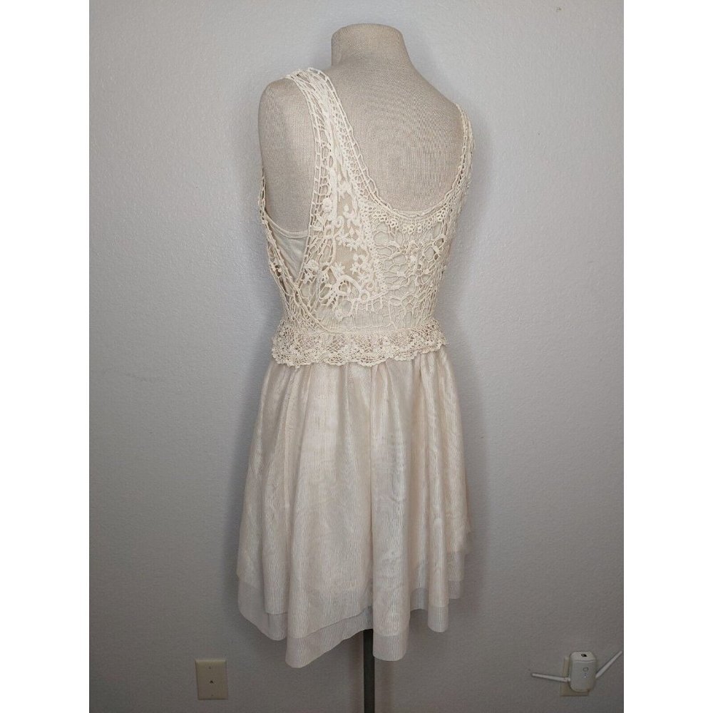 Love Fire Junior Womens Large Lace Dress Off White Beige Halter Lace Sleeveless - Picture 4 of 14